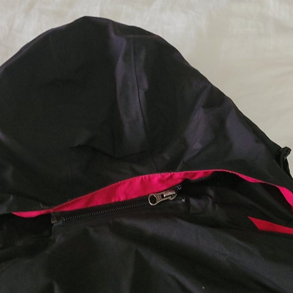 NorthFace Winter Coat, 2 Coats in 1 - Picture 9 of 9